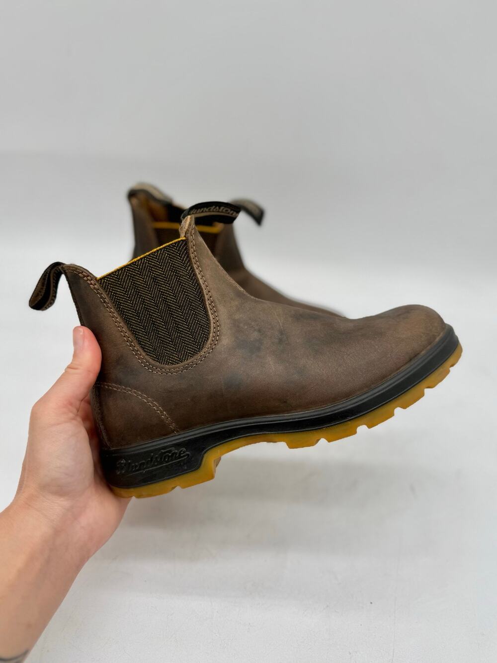 Blundstone Rustic Brown Leather 1944 Pull On Chelsea Boots Women’s Size 6.5